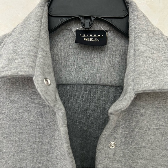 So cute 😊 RARE Joshua Sanders X Smiley collared sweatshirt Button up Size small - Picture 6 of 8